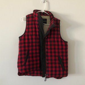 Madewell sherpa lined buffalo check vest